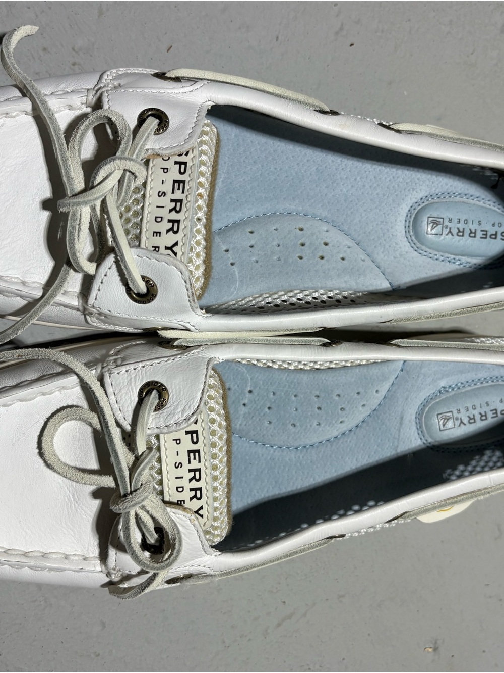 Sperry Women’s White Leather Boat Moccasins